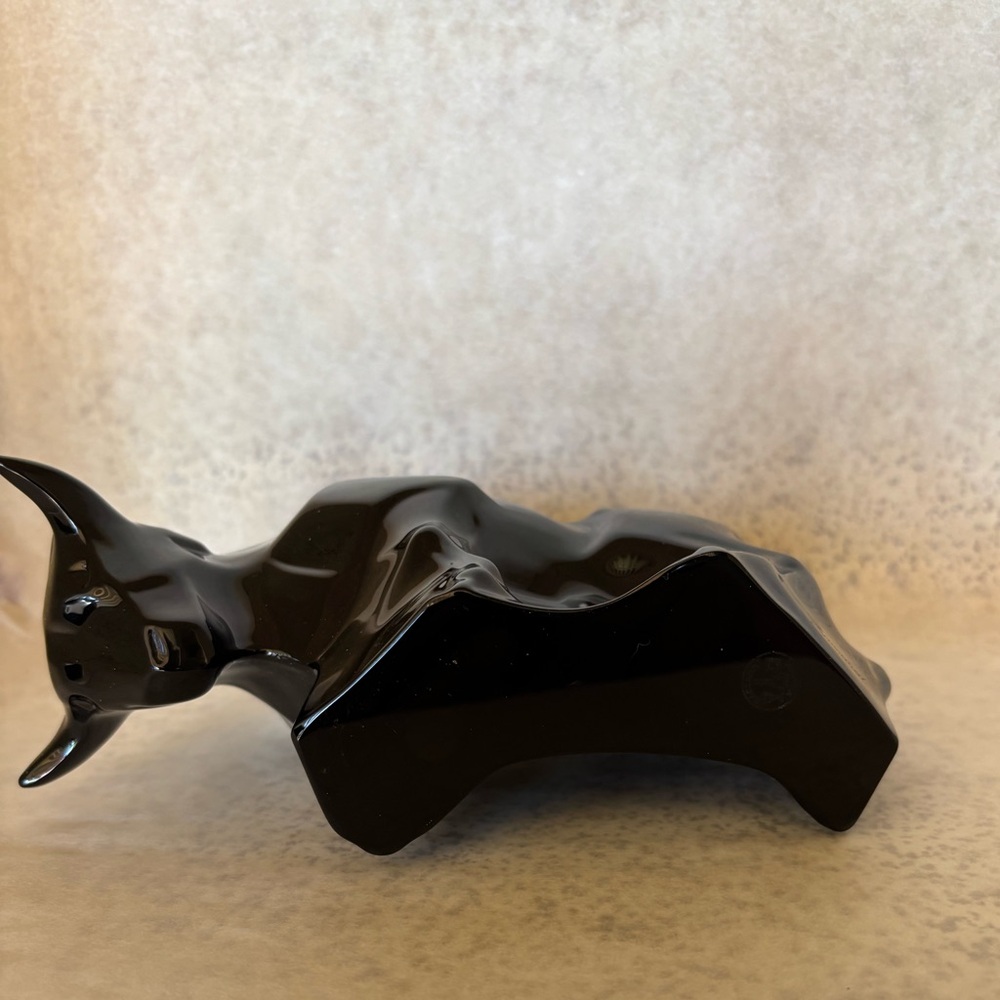 Baccarat Black Crystal Bull - Picture 12 of 14